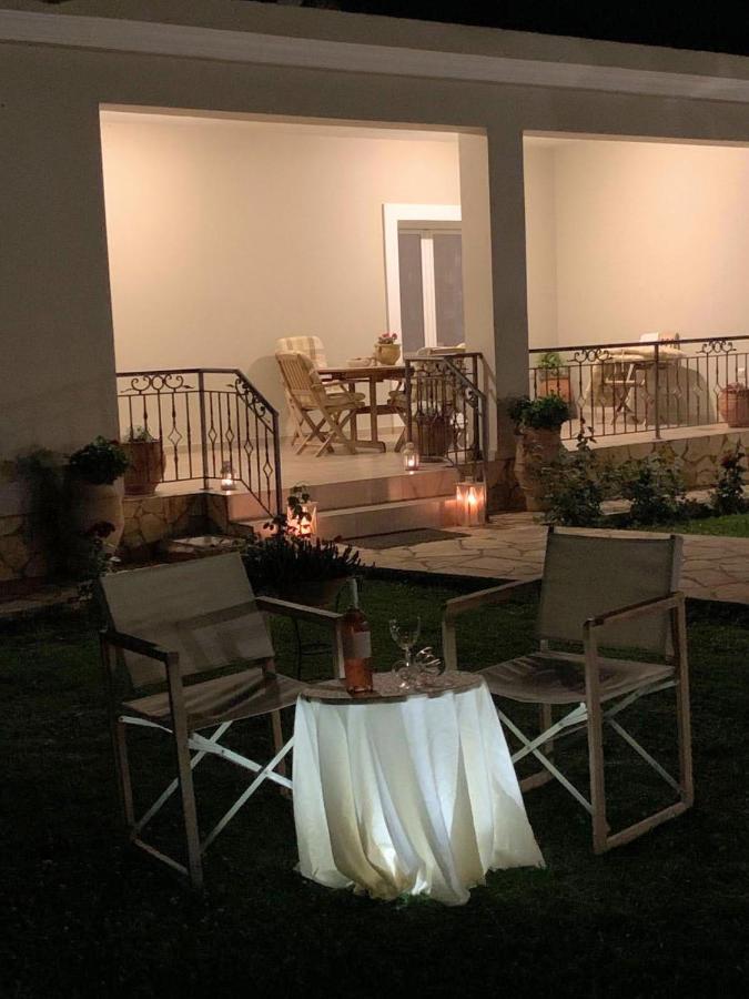 Irini's Case de vacanță Gouvia