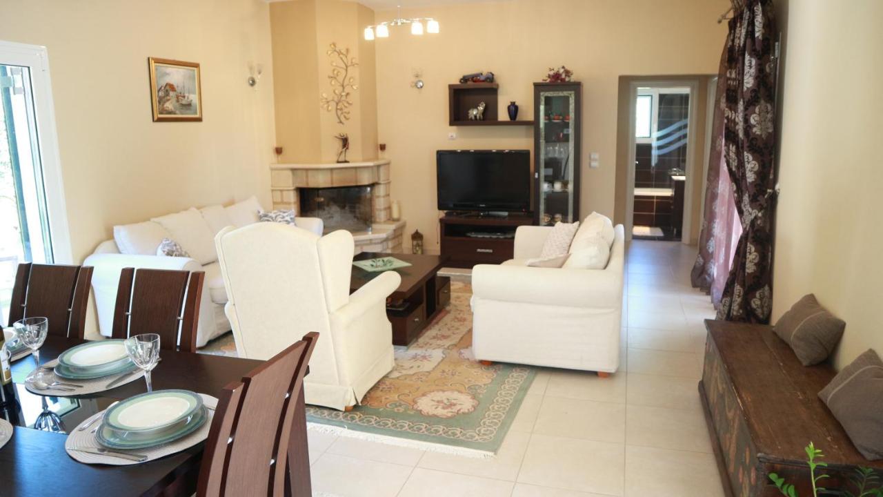 Irini's Country House Dom wakacyjny *